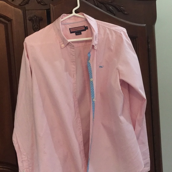 Vineyard Vines Tops - Vineyard vines pink oxford size 12
